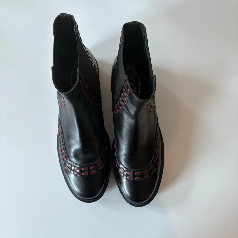 Tods excellent see