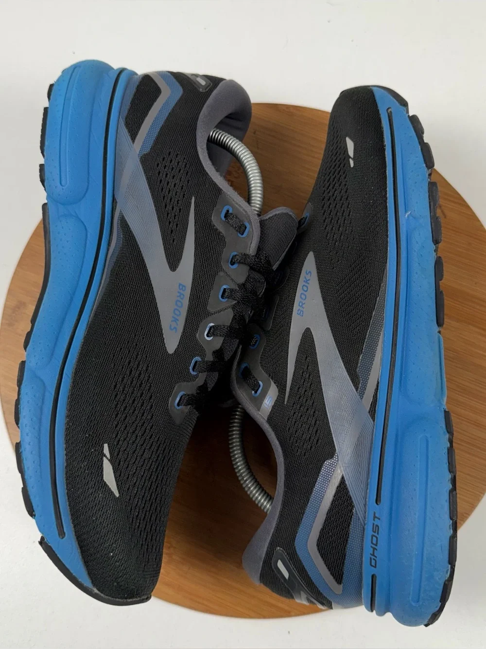 Brooks lightweight breathable