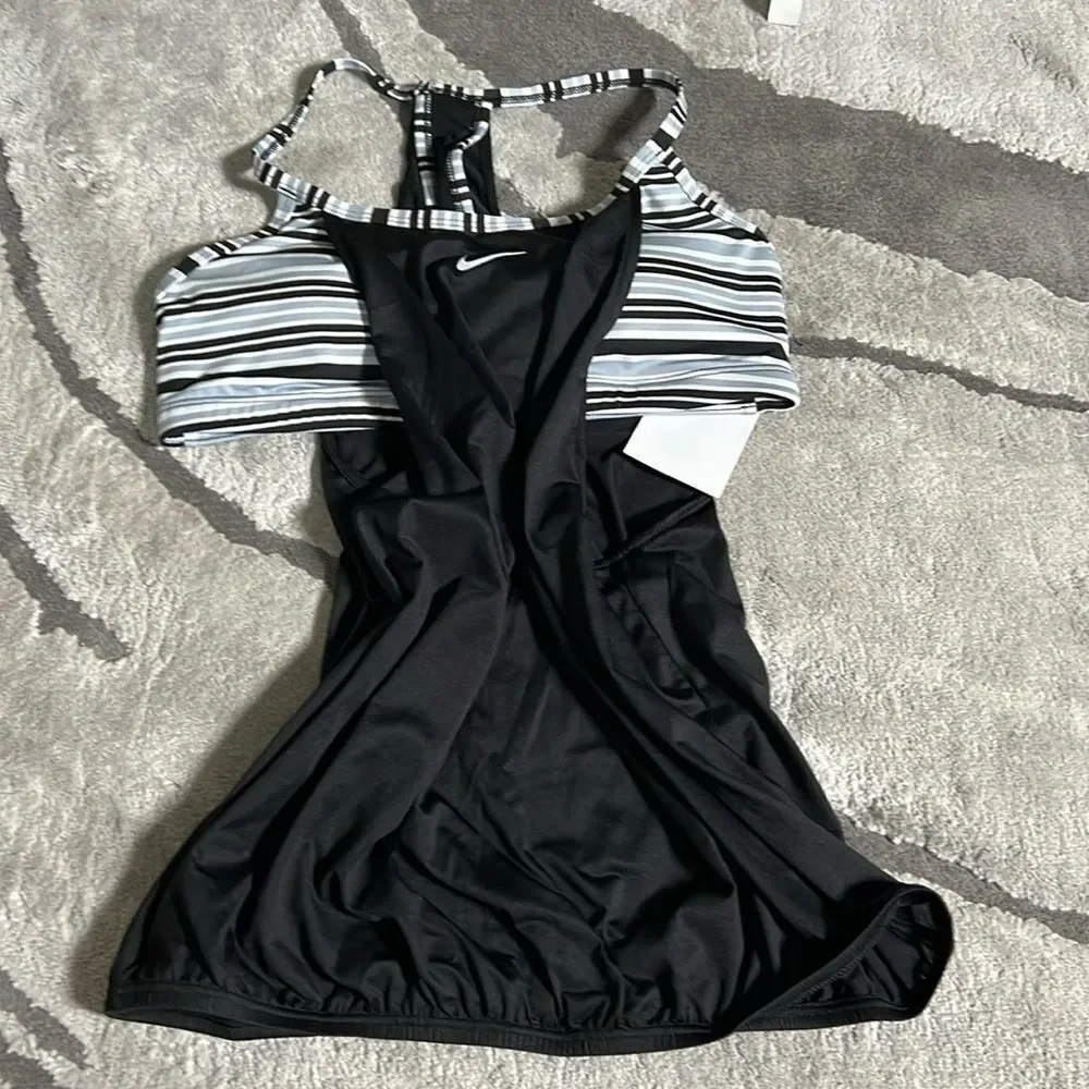 Nike new tag