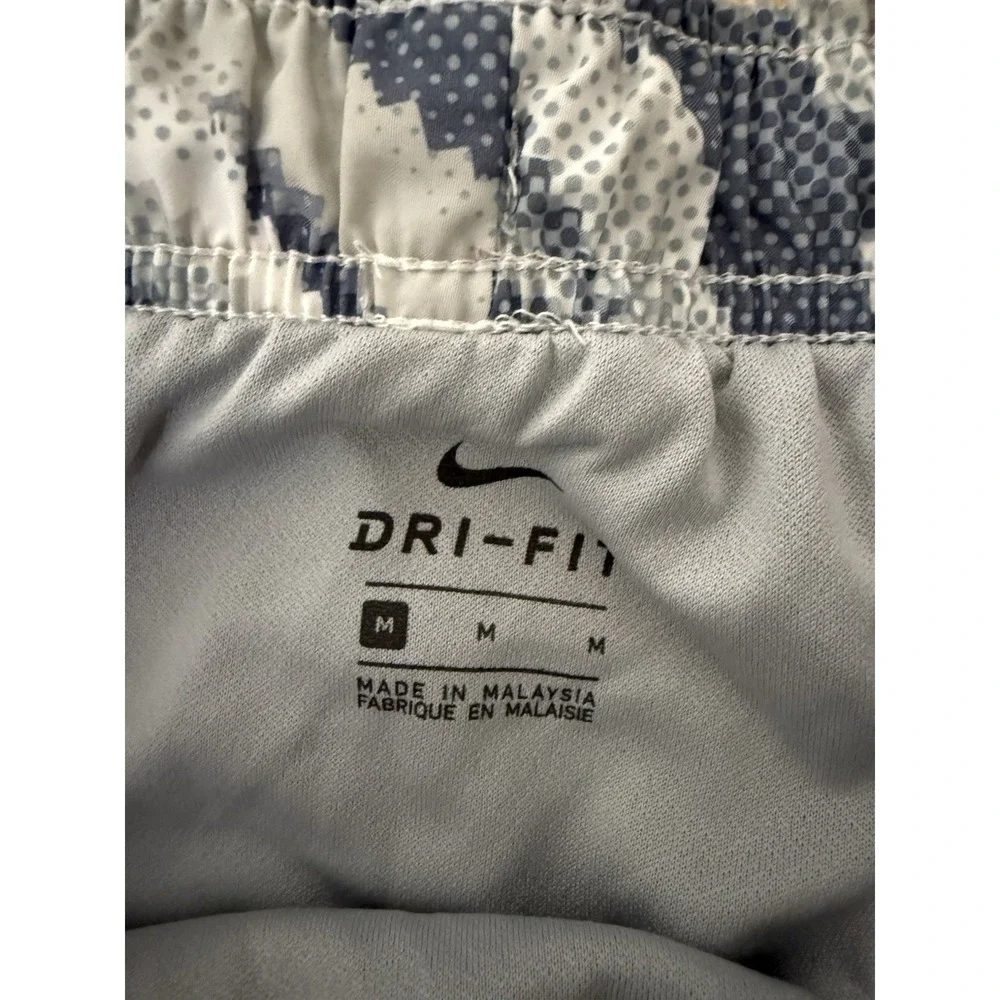 Nike Dri-FIT Running Shorts woman's size medium. C60