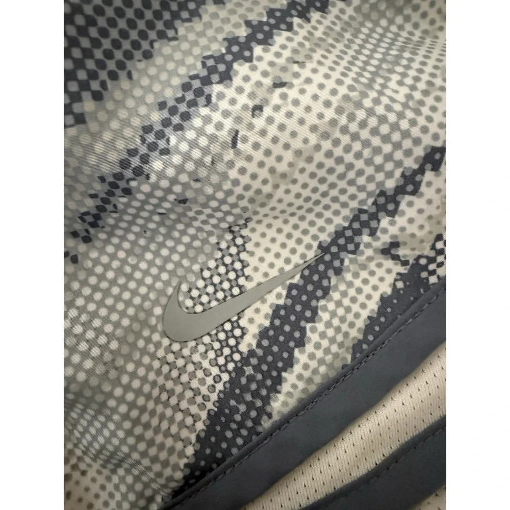 Nike Dri-FIT Running Shorts woman's size medium. C60