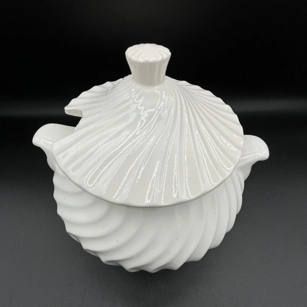 Vintage Ceramic White Swirl Gravy Soup Tureen-‎ As Is- Small Chip No Ladle