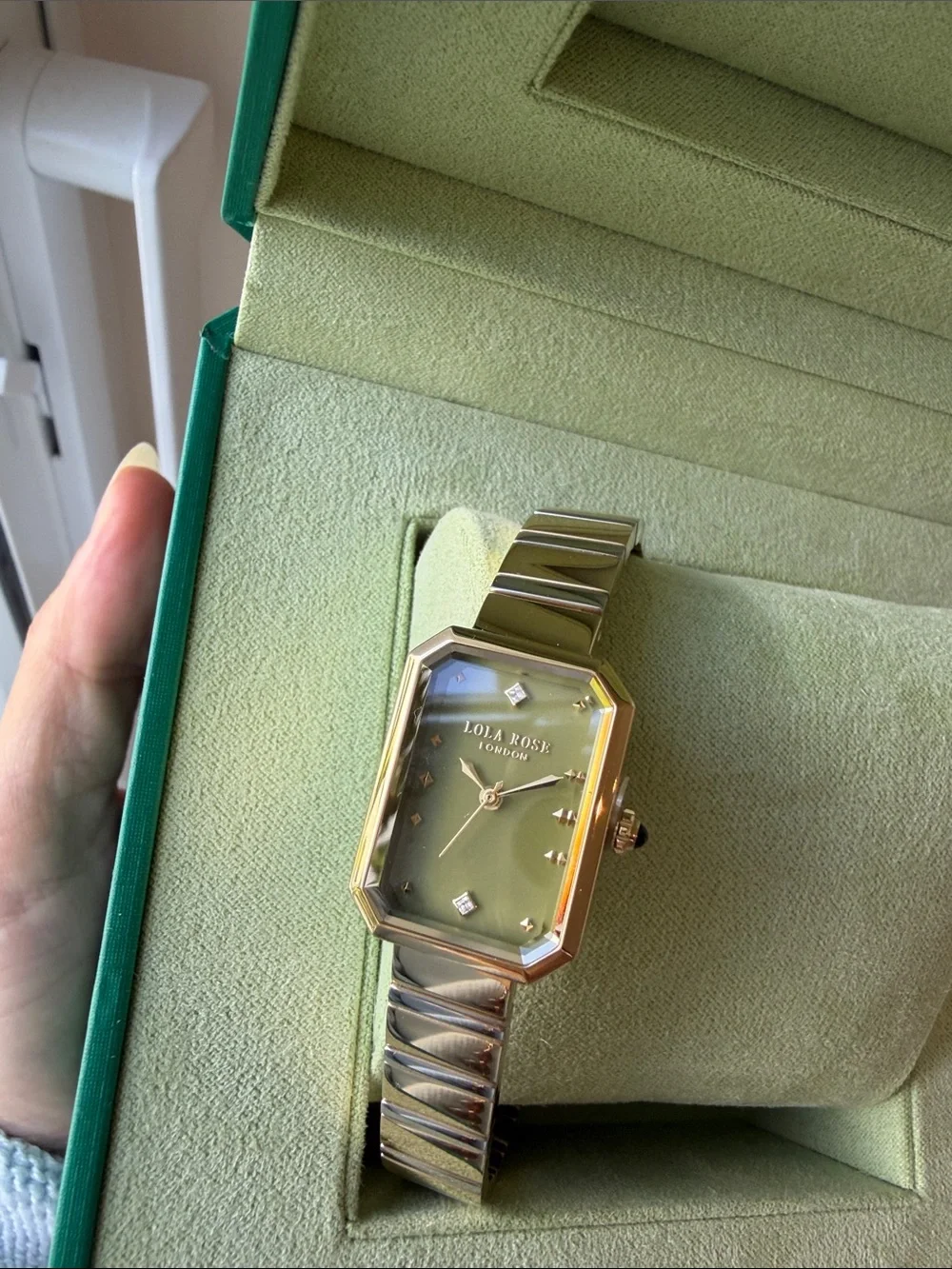 Lola Rose elegant gold