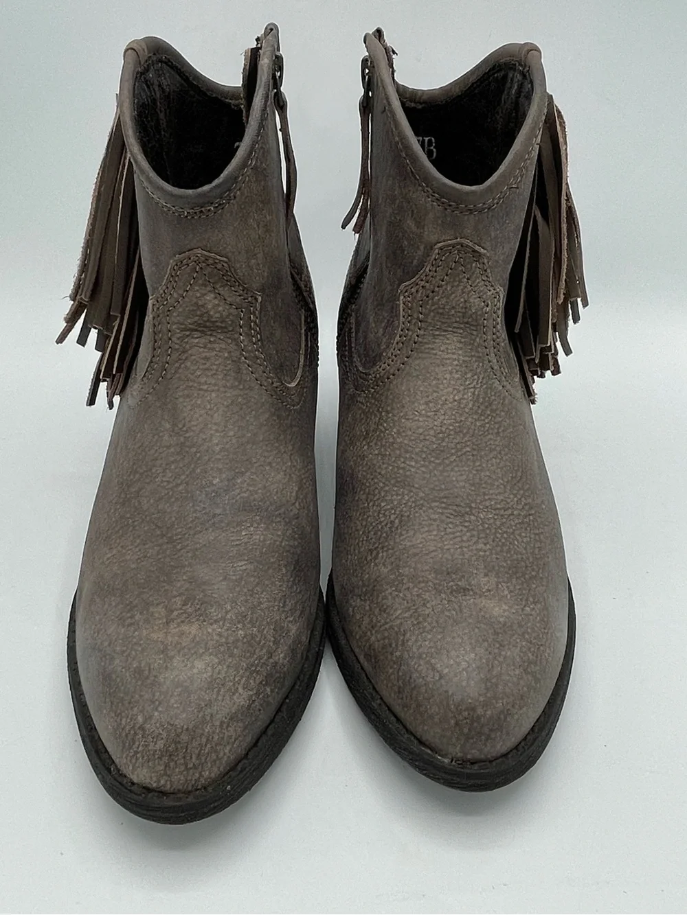 Ariat Duchess Taupe Fringe Western Leather Ankle Boots.