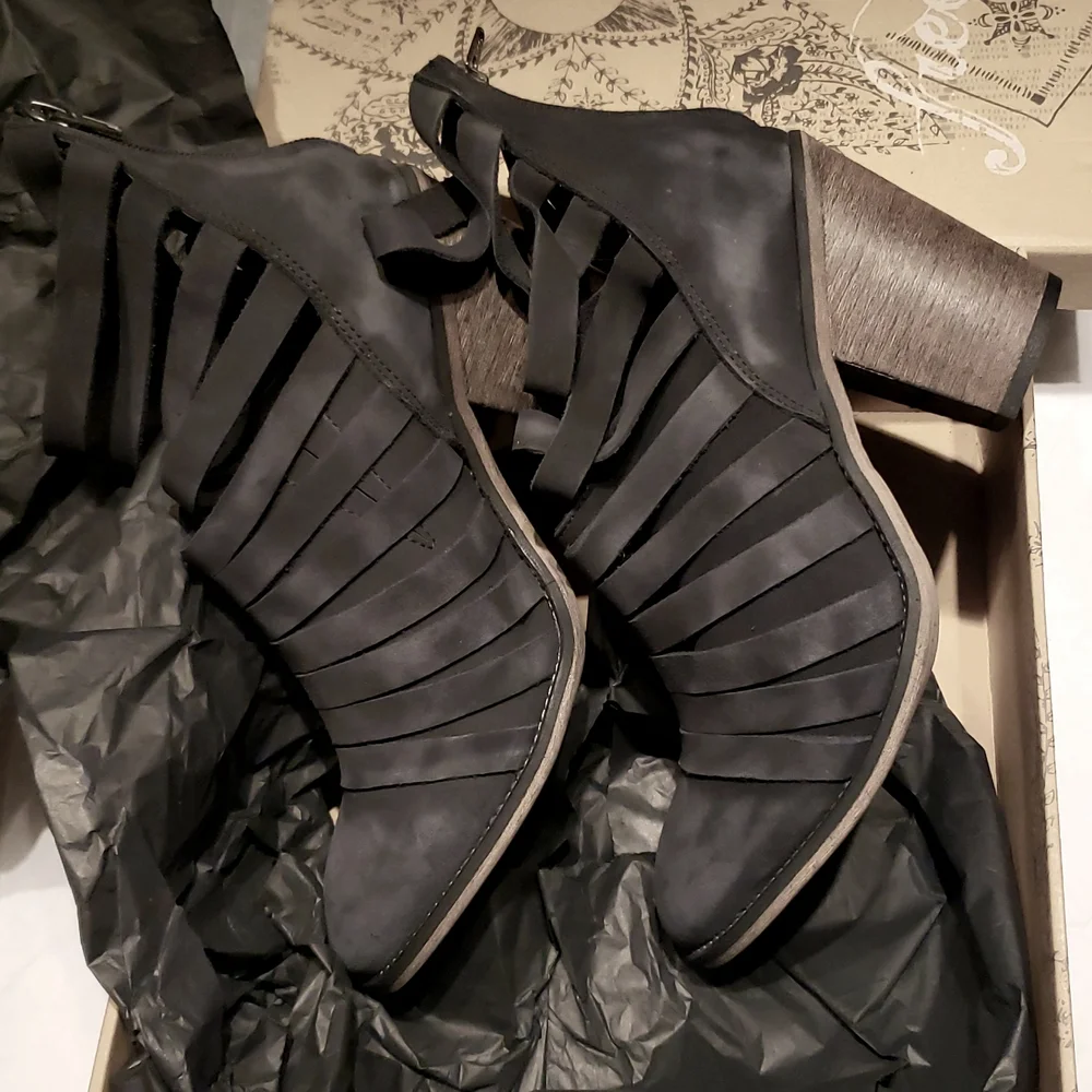 Free People New Boots HYBRID Strappy Suede Leather Booties NIB BLACK Women's 10