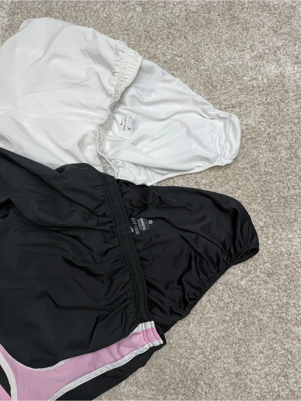 Nike Women’s Dri-Fit Tempo Running Shorts Bundle 4 pair size Medium