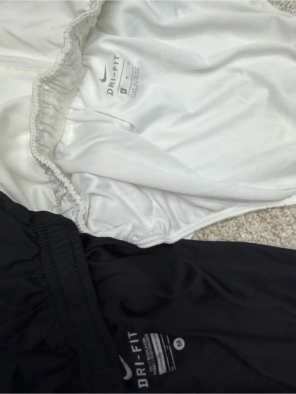 Nike Women’s Dri-Fit Tempo Running Shorts Bundle 4 pair size Medium