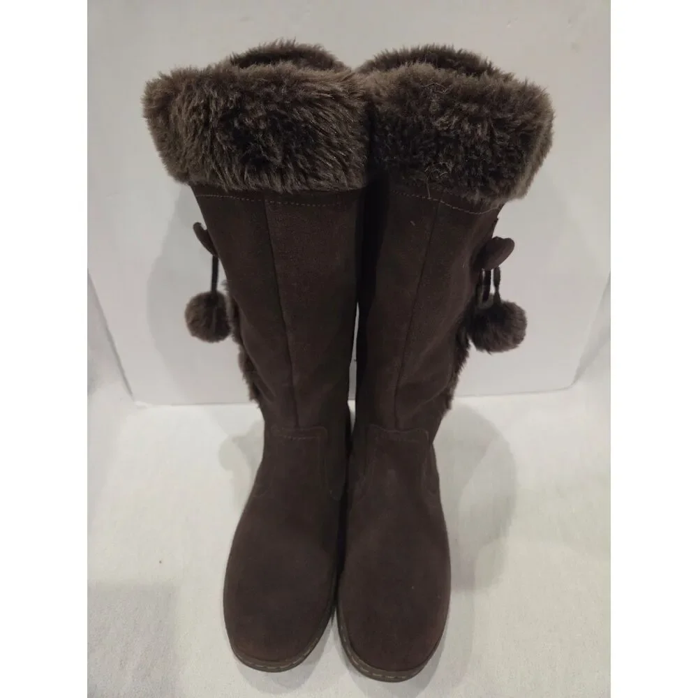 Baretraps Adaire Suede Winter Boots Dark Brown Faux Fur Pom Pom Size 7.5