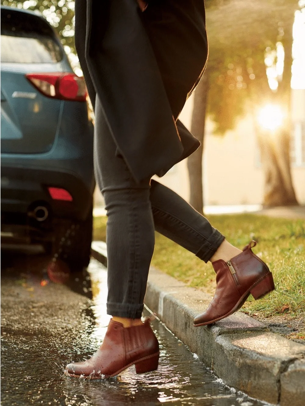 Vionic moisture zipper low