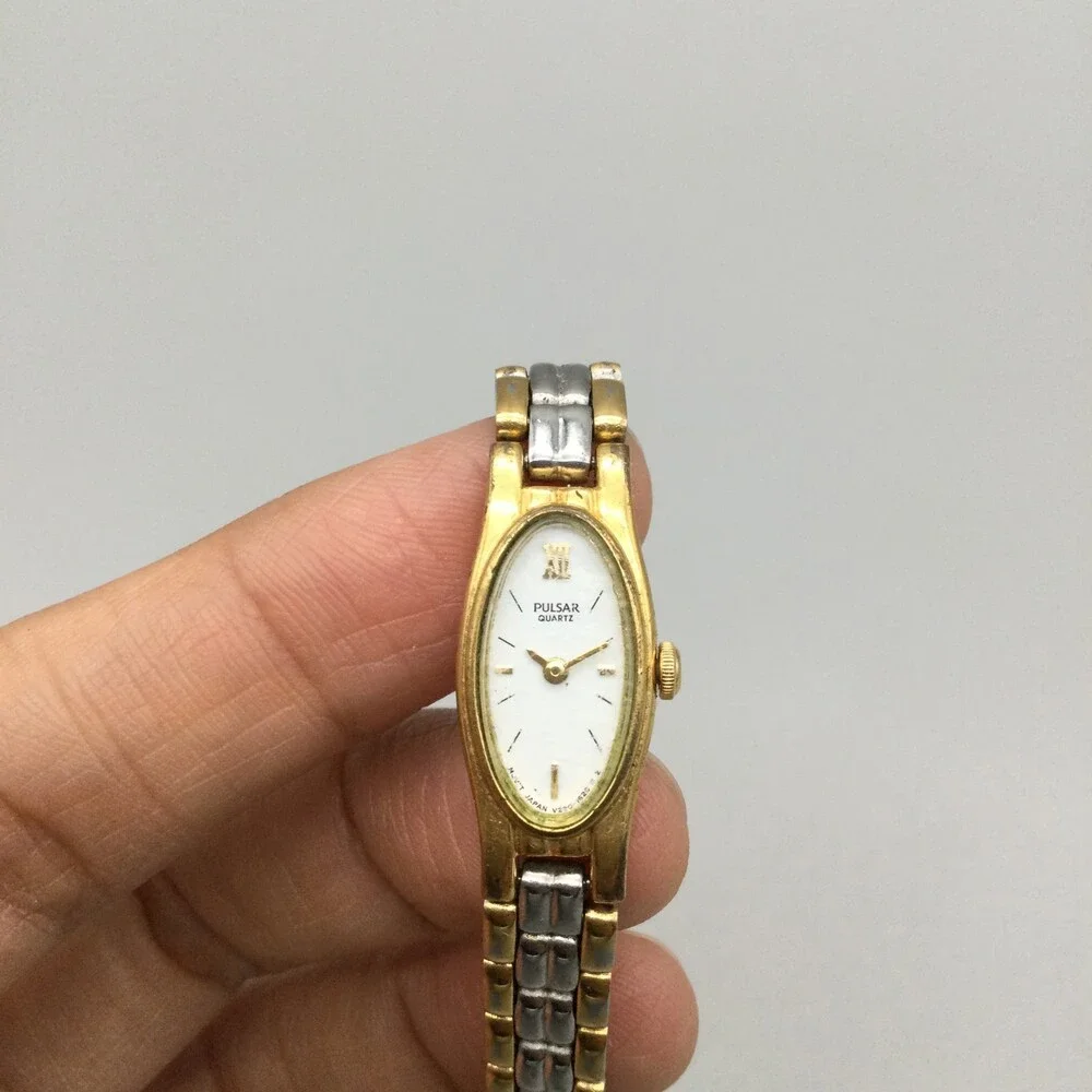 Pulsar Watch Women V220-6190 12mm Silver Gold Tone Oval Dial New Battery 7.25