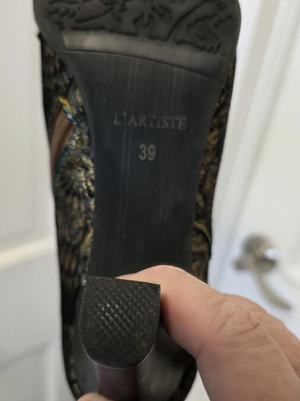Lartiste bold great floral