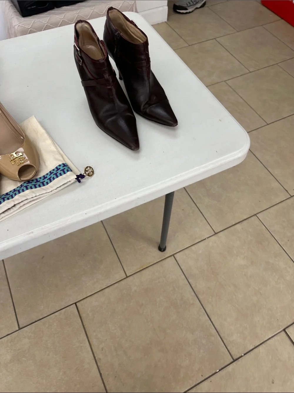 Manolo Blahnik sleek pointed