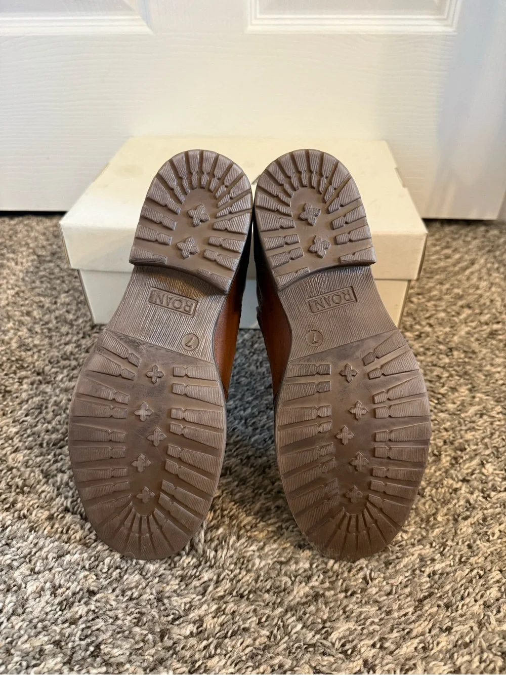ROAN tan brown
