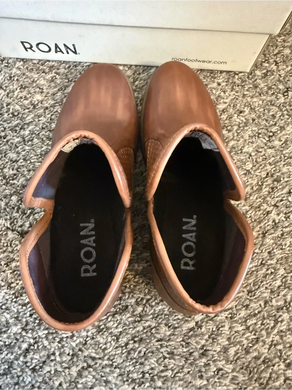 ROAN tan brown