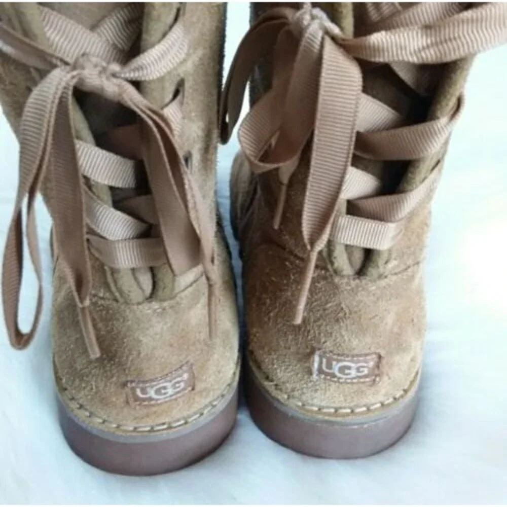 UGG see good side