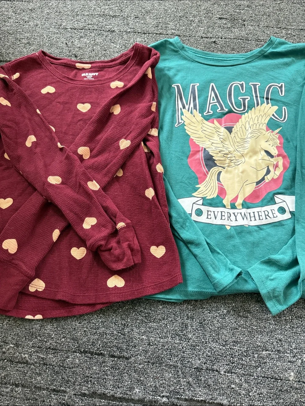 Kids Burgundy Heart Thermal Top & Teal 'Magic Everywhere' Graphic Tee (Pair)