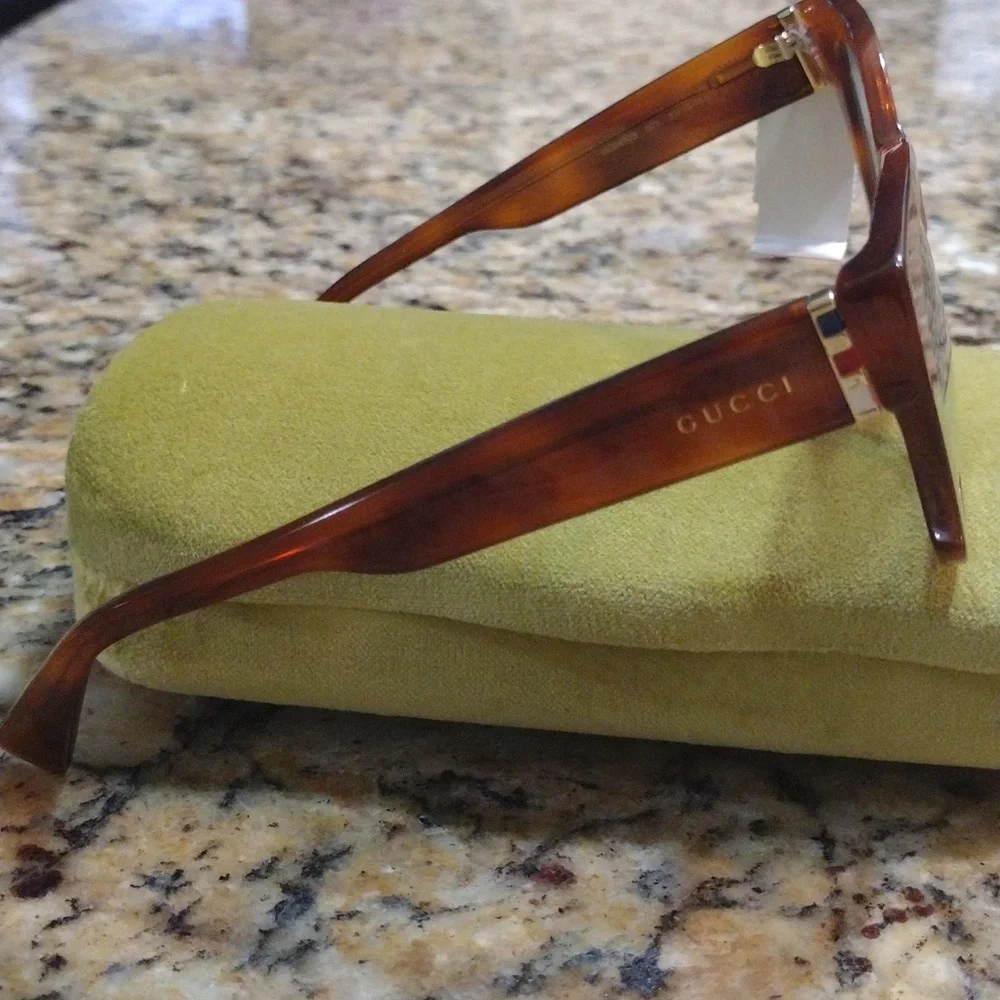 Gucci nwt 💯