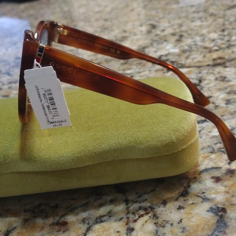 Gucci auth 💯 excellent