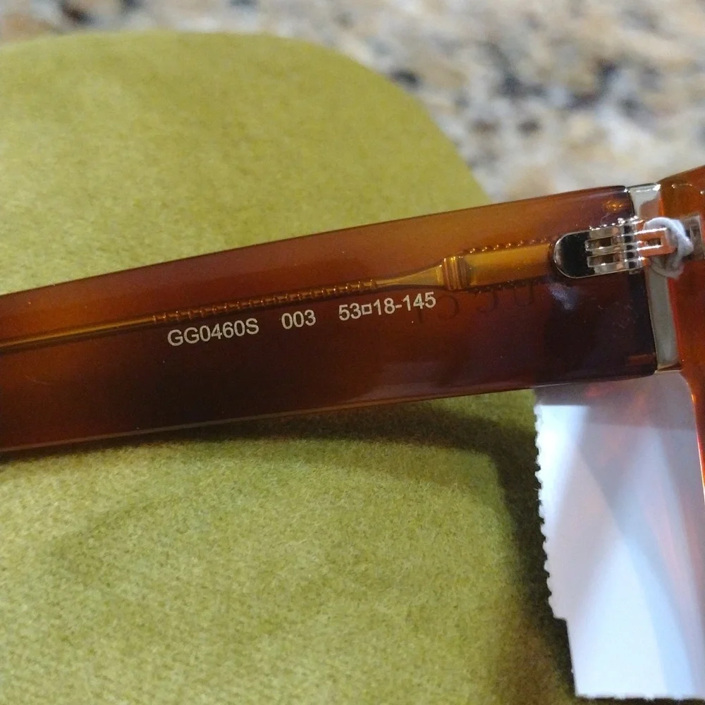 Gucci auth cloth case
