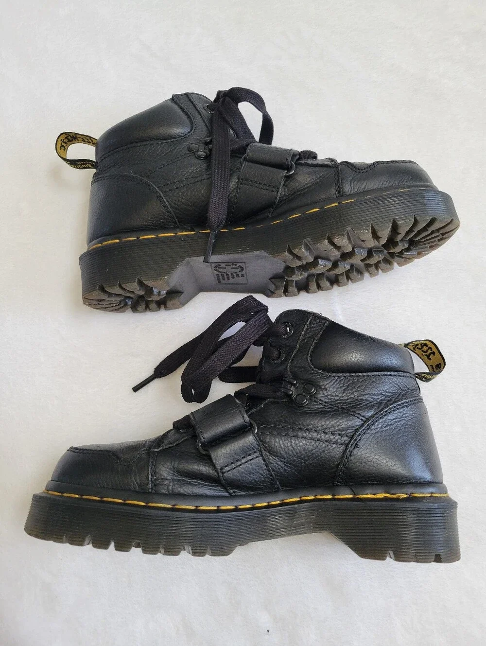 Dr. Martens wear strap