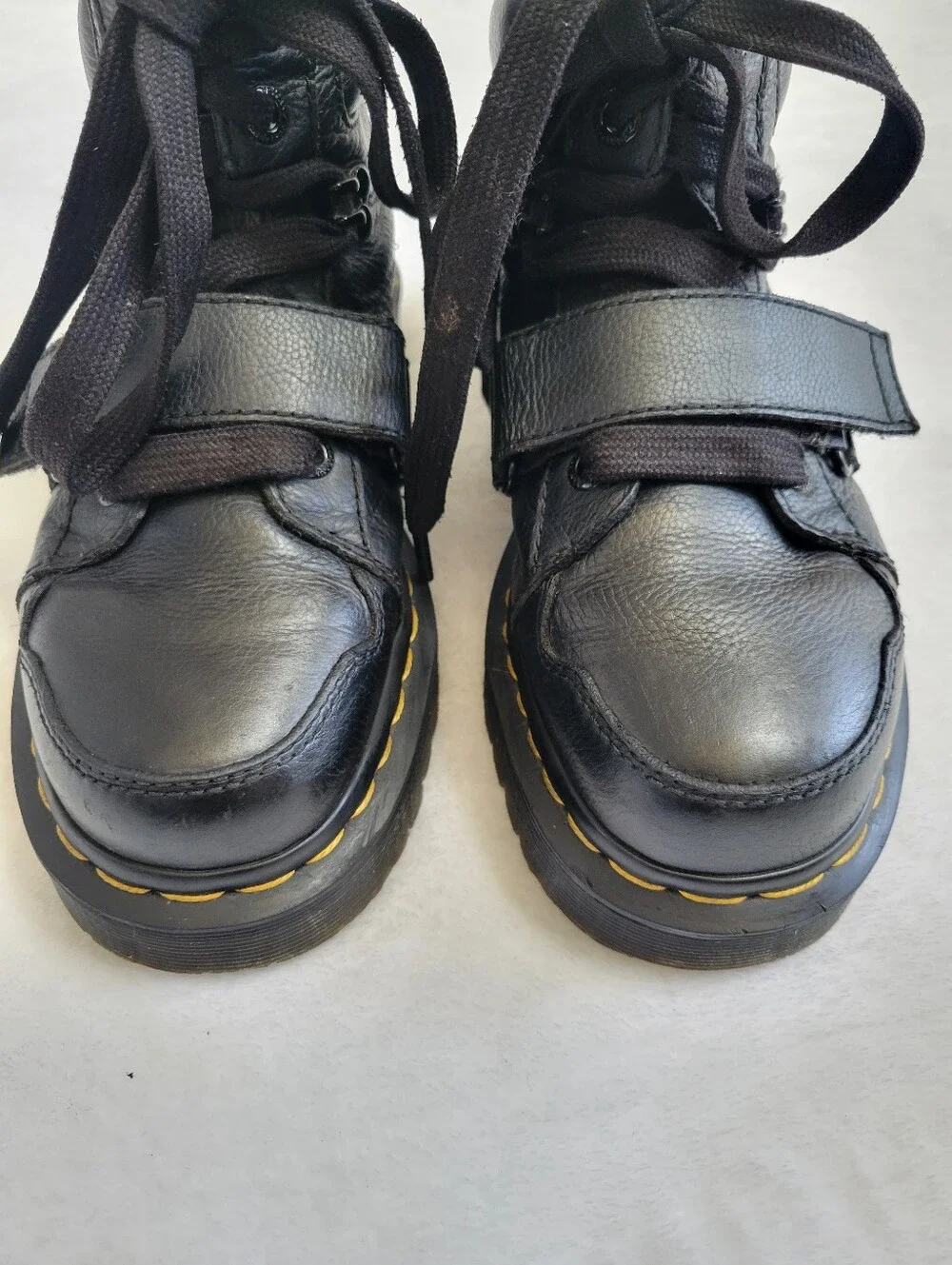 Dr. Martens pre pebbled great