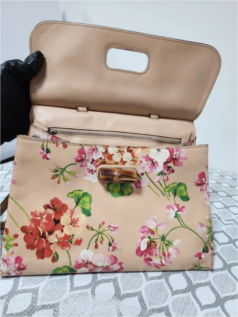 Authentic GUCCI Shangai Calfskin Blooms Print Small Bamboo Daily Top Handle Bag