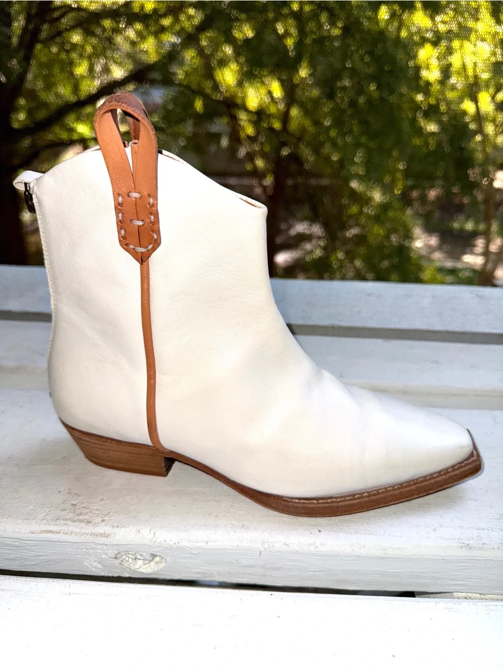 We The Free Free People Wesley Ankle Boots White Leather Western Cowboy 37 US 7