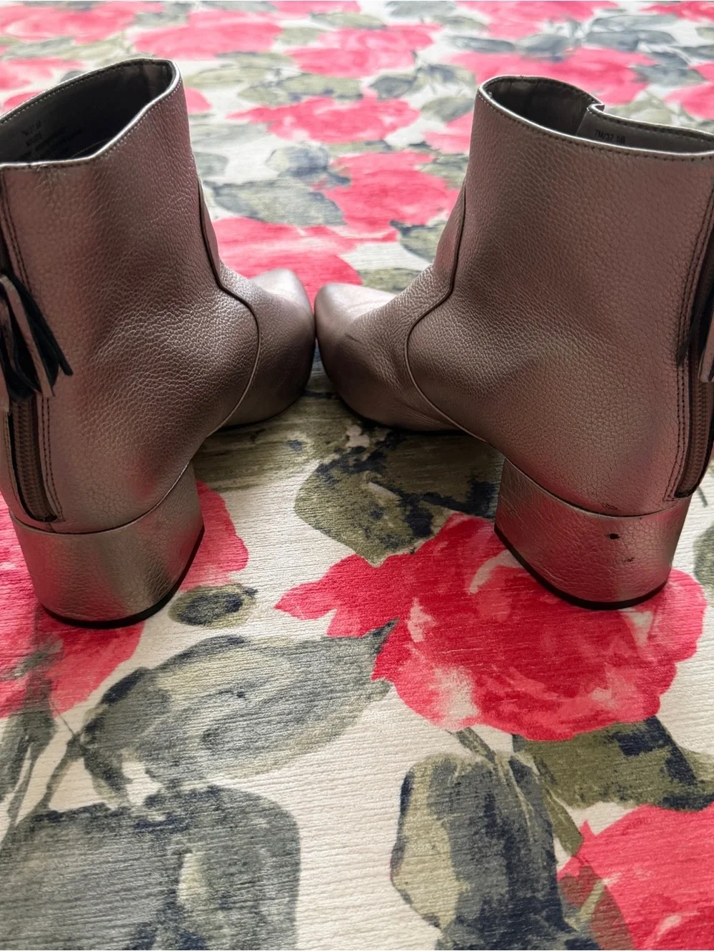 Karl Lagerfeld sleek pointed