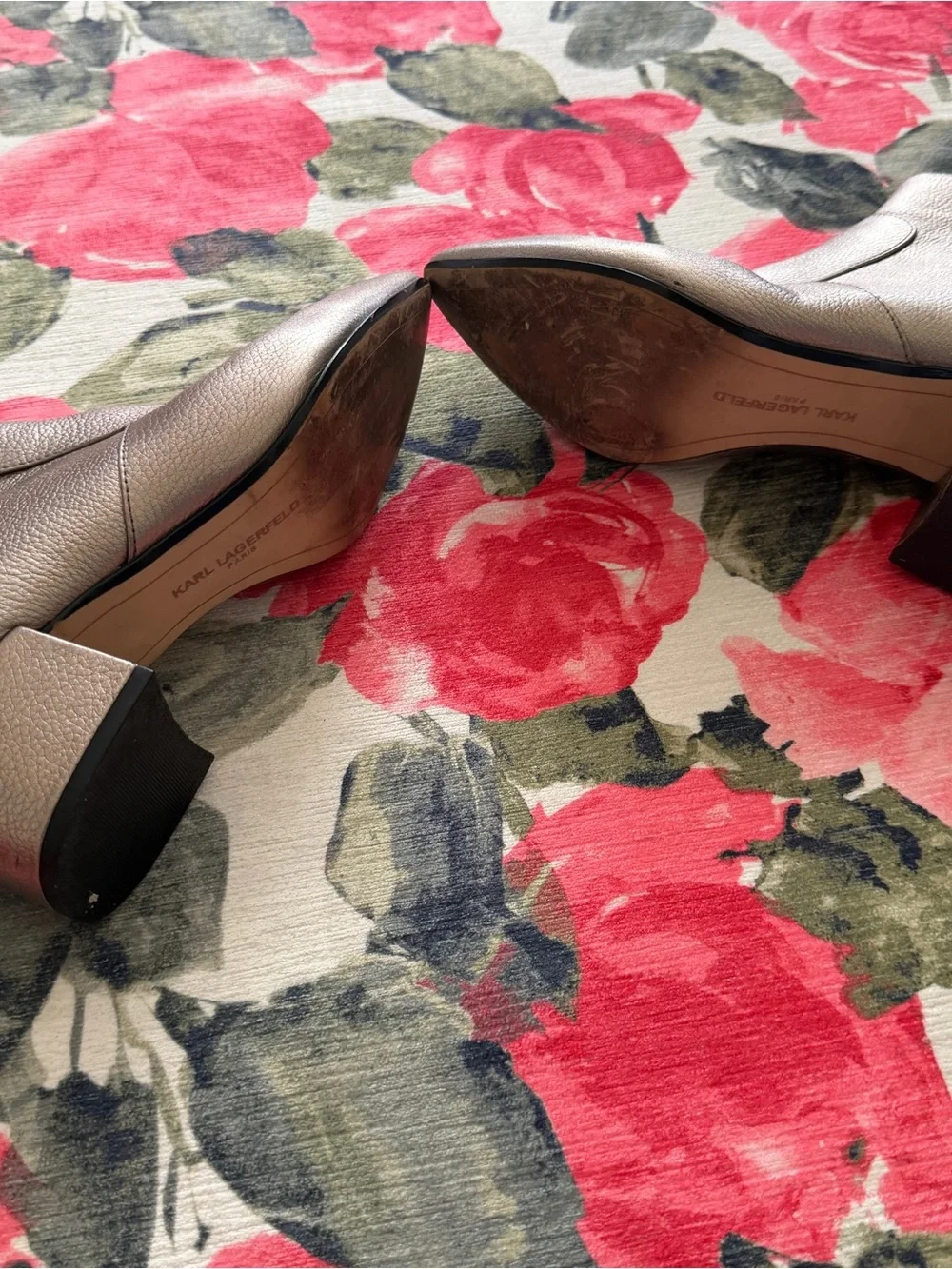 Karl Lagerfeld sleek pointed