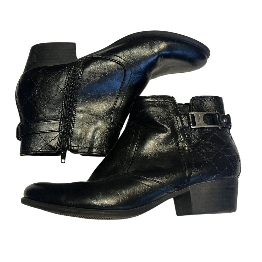 Unisa Women's Black Leather Ankle‎ Boots Size 7M Zipper Block Heel