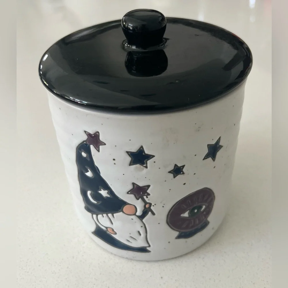 Cobwebs & Cauldrons Wizard‎ Ceramic Canister and Lid 5