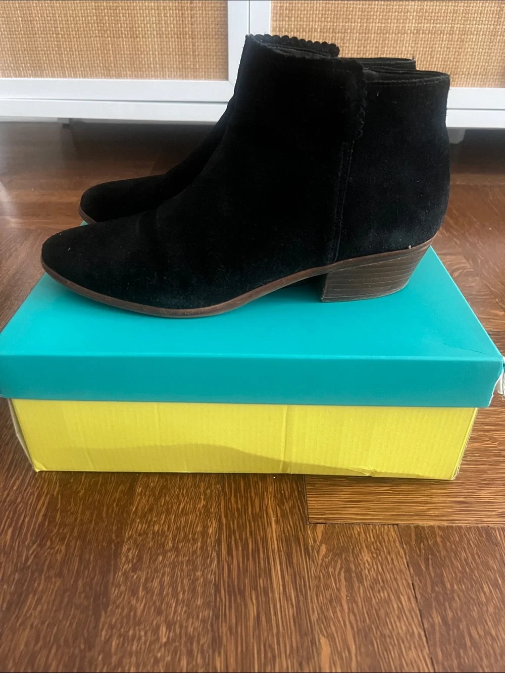 Jack Rogers sand brand 22