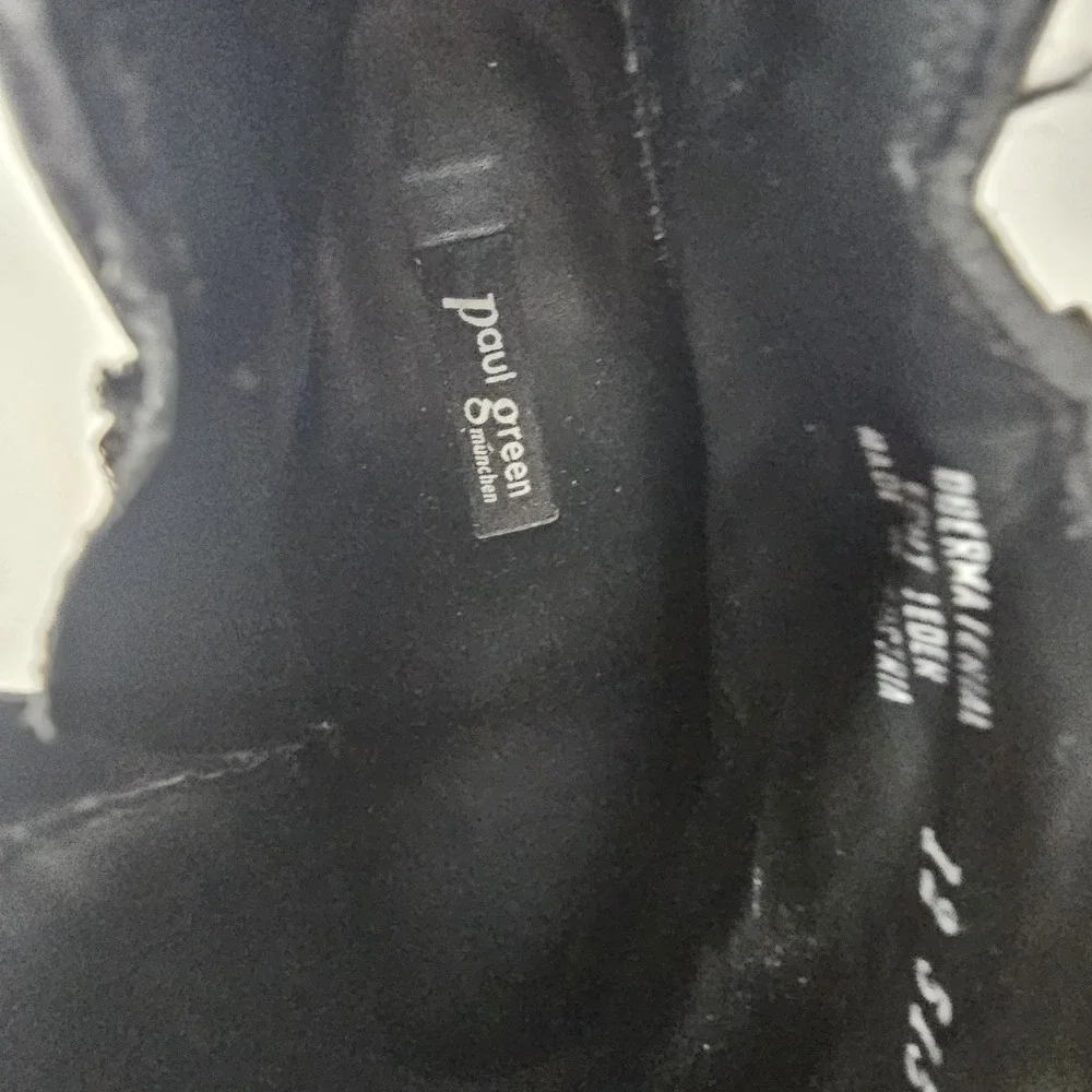 Paul Green leather only
