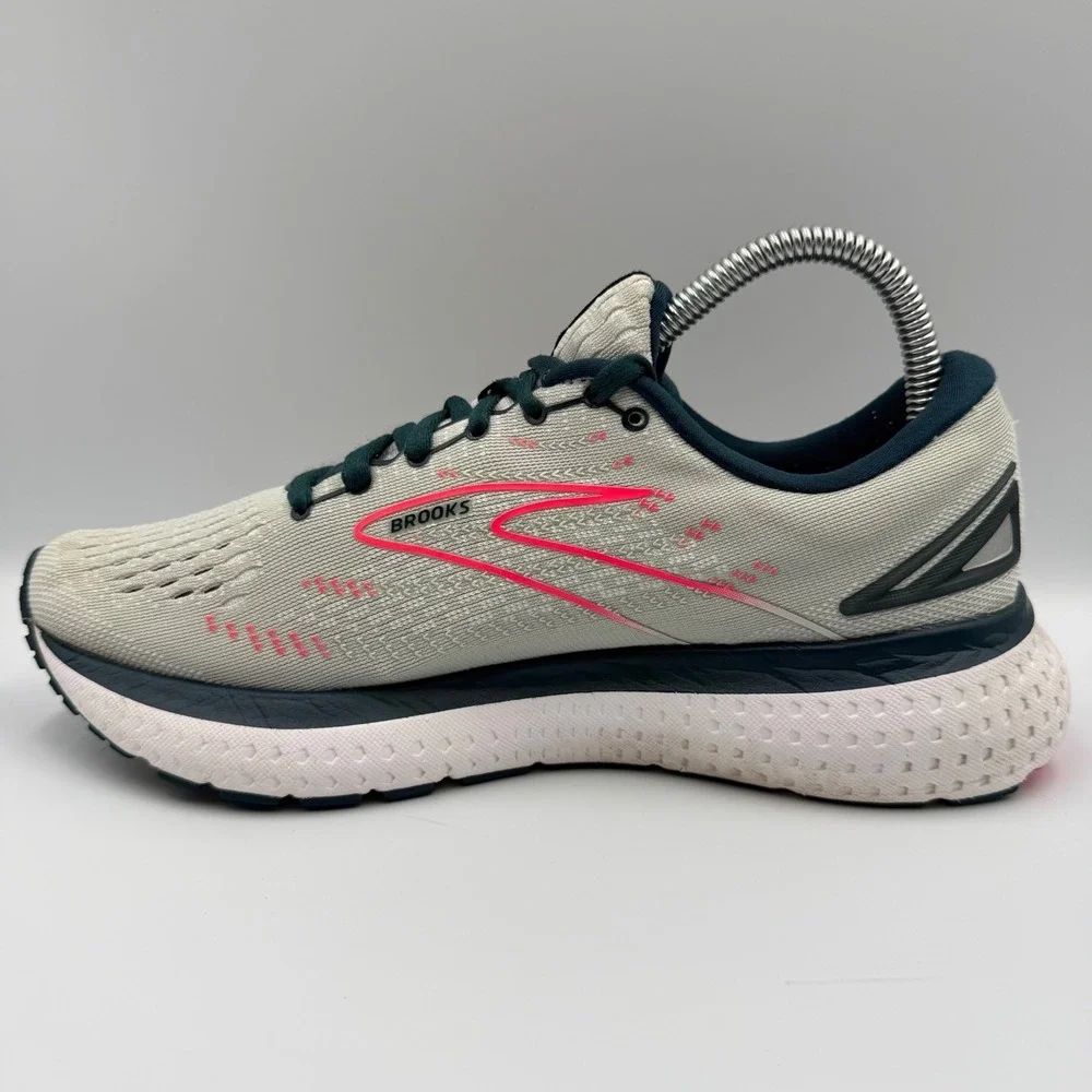Brooks Glycerin 19 Womens Size 8 Running Shoes 1203431B110 Oyster Pink