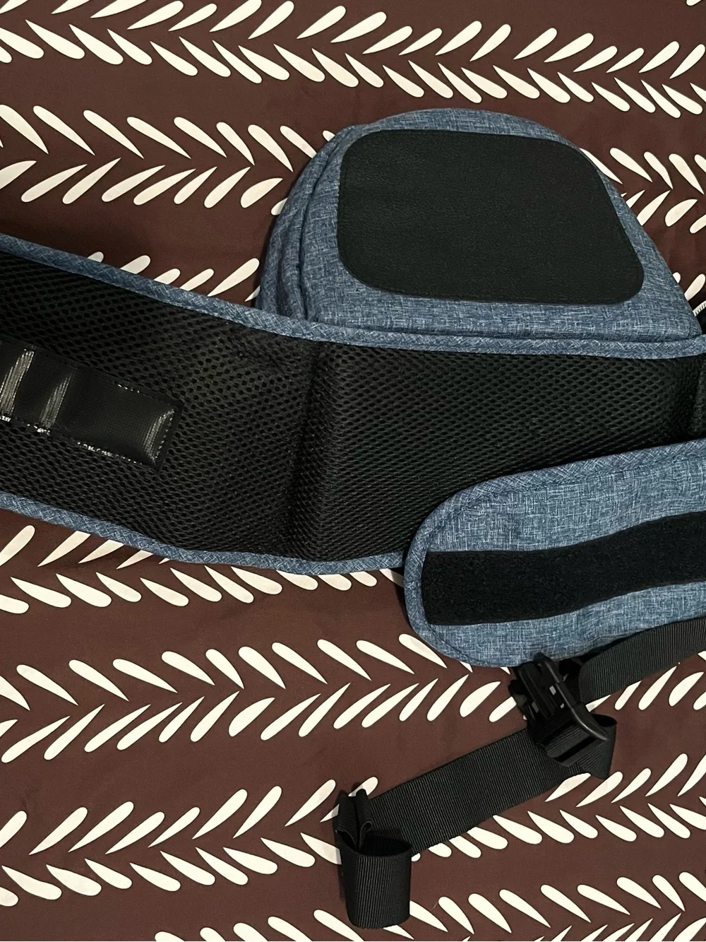 tushbaby Denim Blue Hip Carrier INCLUDING Waistband Extender