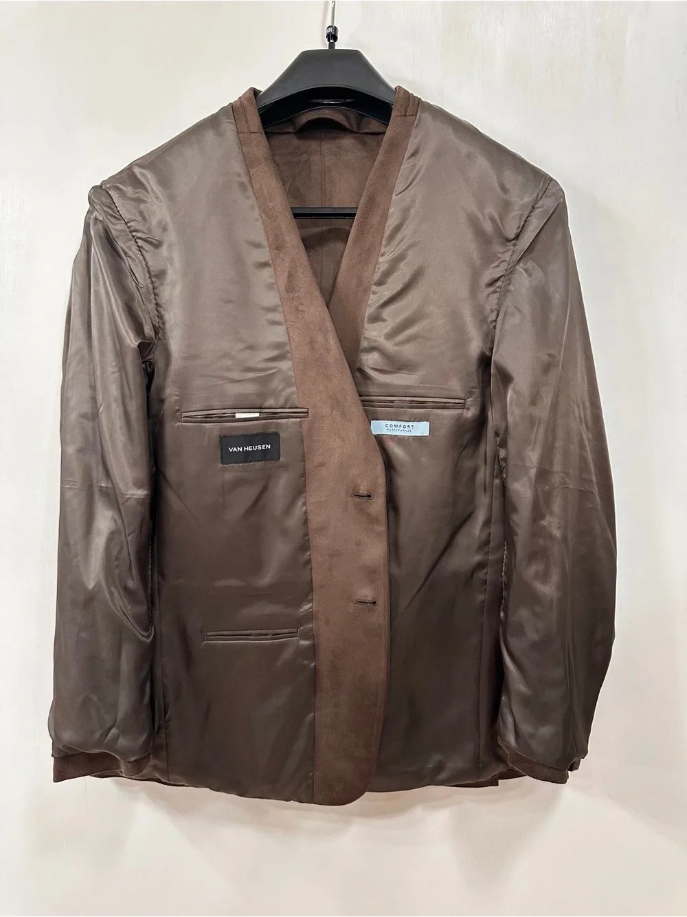 Van Heusen new tag