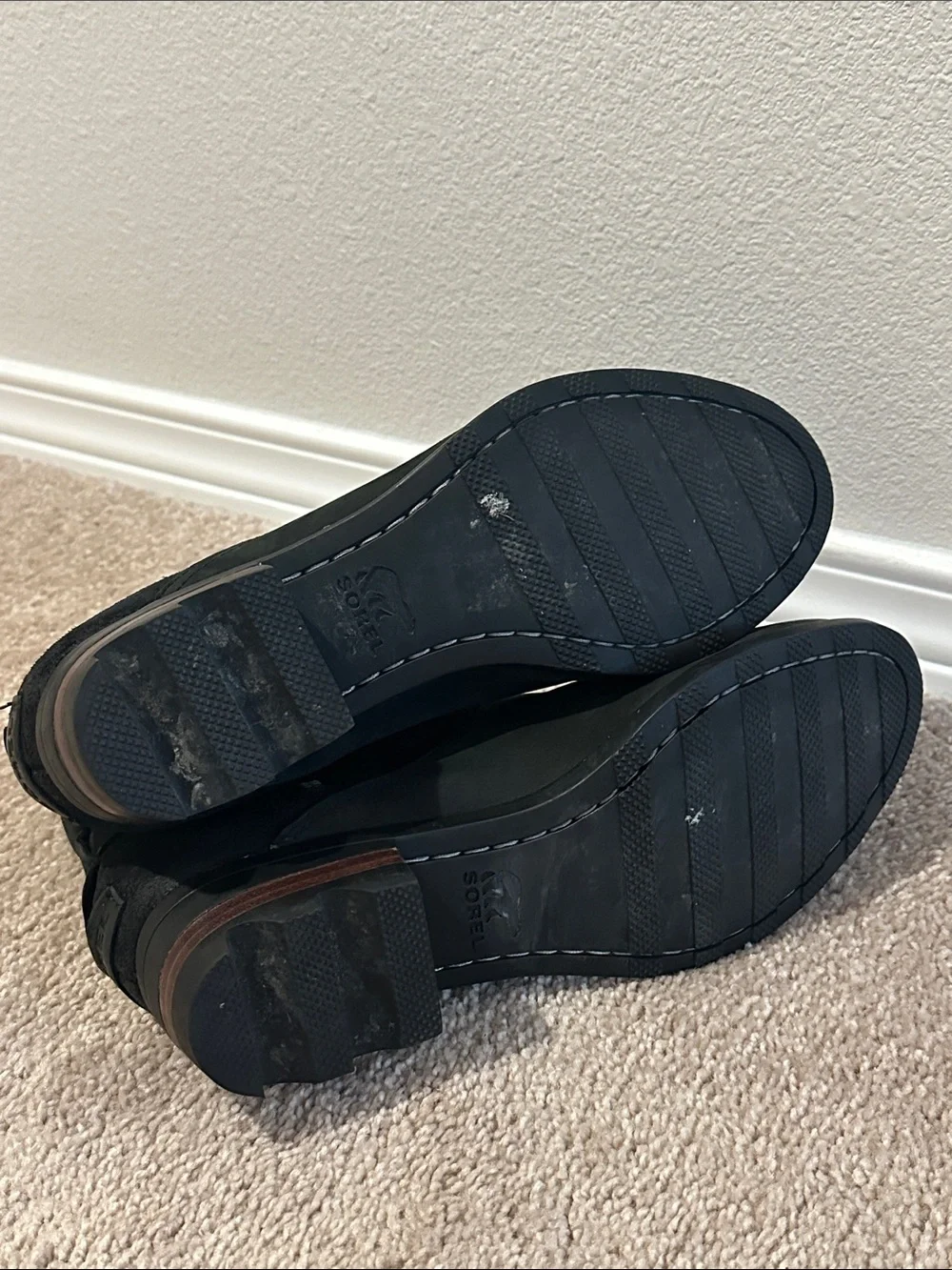 Sorel 10 leather