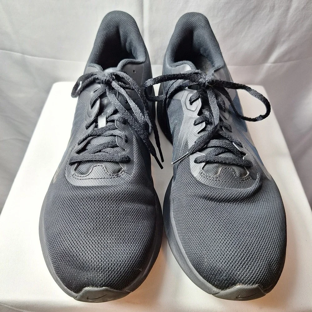 Nike downshifter road