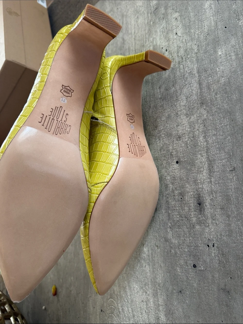 Charlotte Stone new includes