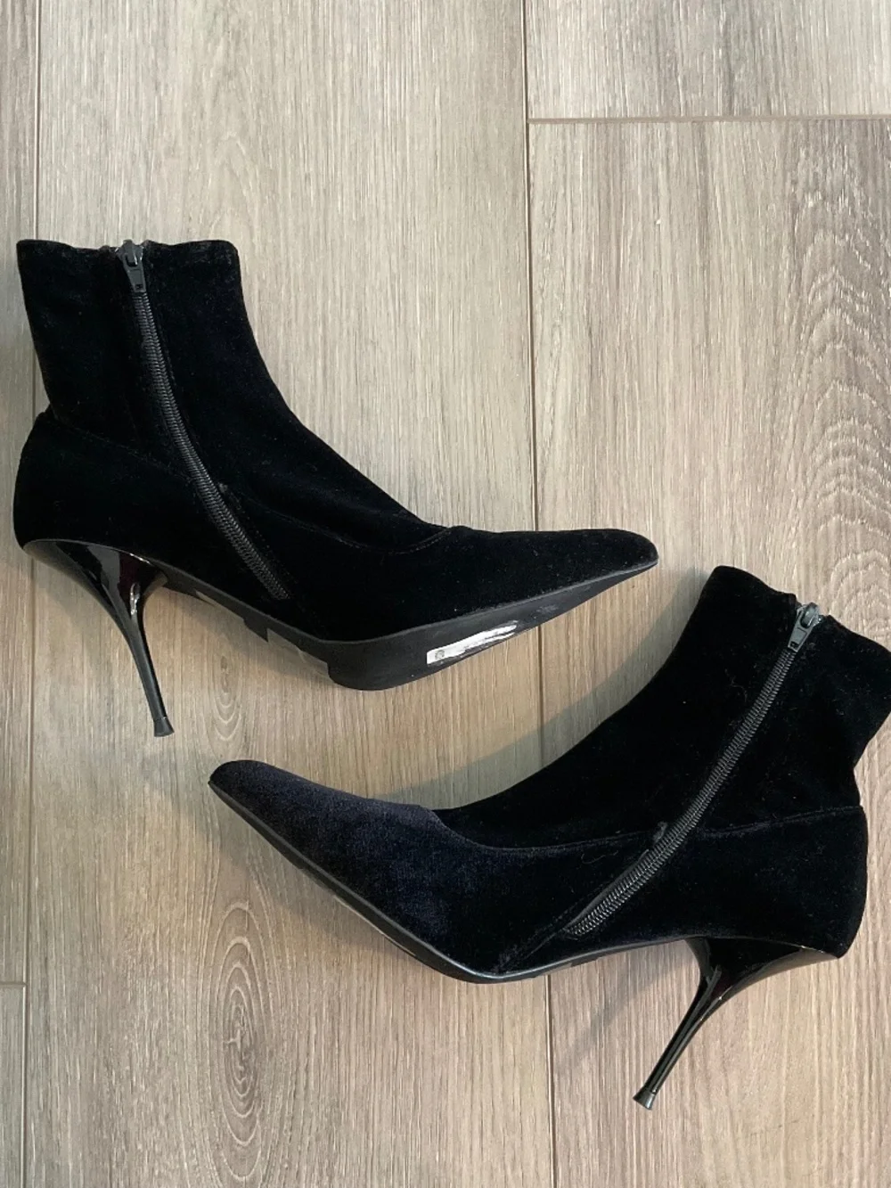 JEFFREY CAMPBELL Florette Velvet Boots Pointed Toe In Black Size 8.5