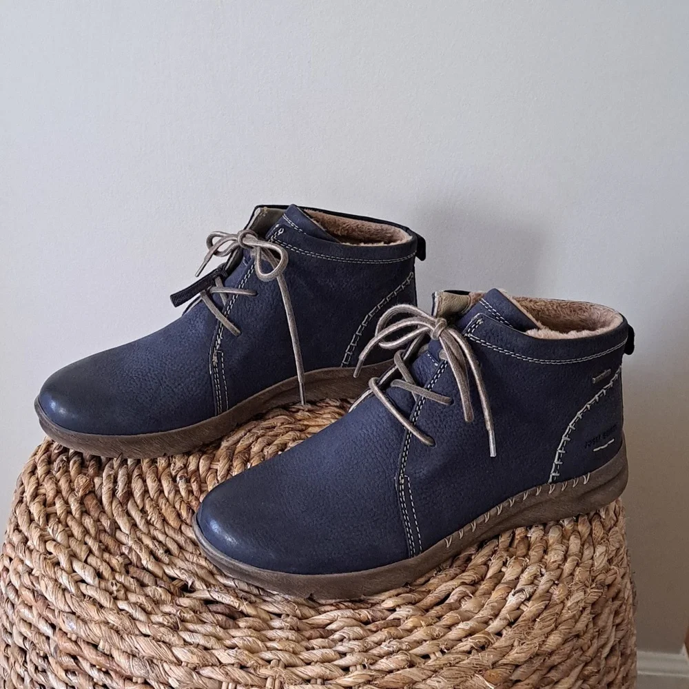 Josef Seibel shoe beige