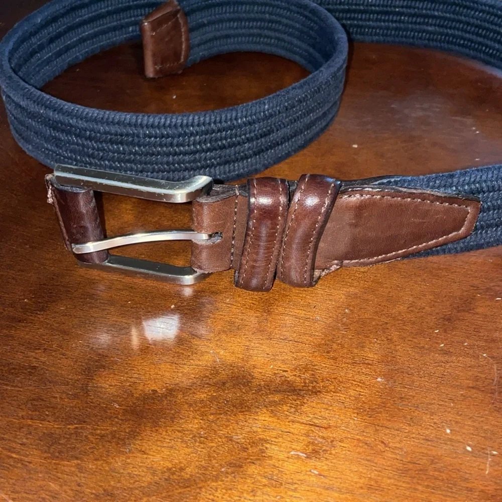 Men’s 36 Woven Elastic Stretch Belt with Silver Tone Buckle Brown Leather End