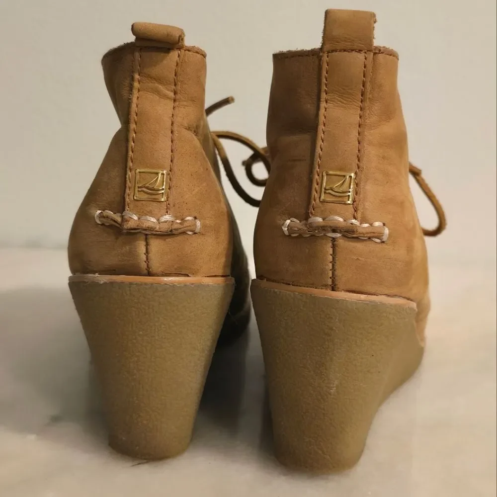 Sperry Harlow Burnished Leather Wedge Bootie in Cognac Brown 9