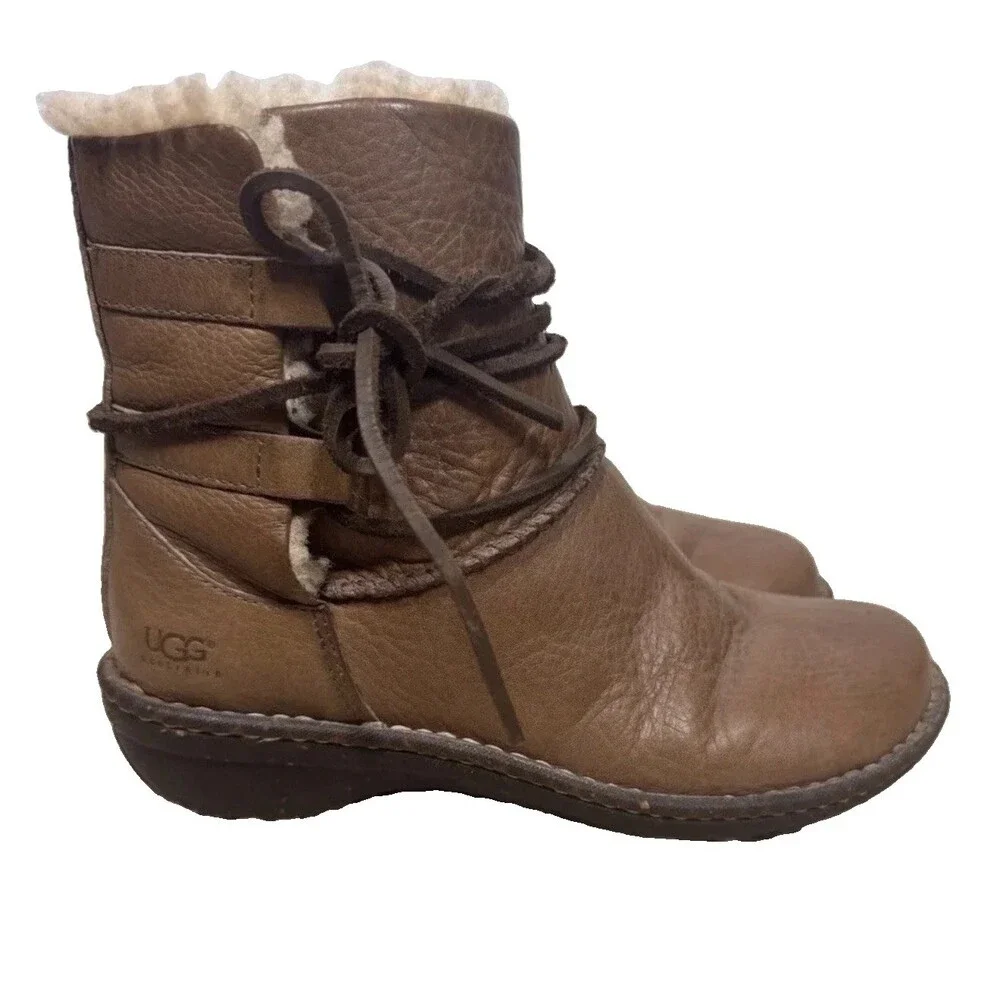 UGG CASPIA 1932 tan leather lace-up ankle boots with sheepskin lining US 8 EU 39
