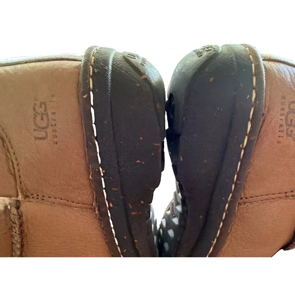 UGG CASPIA 1932 tan leather lace-up ankle boots with sheepskin lining US 8 EU 39
