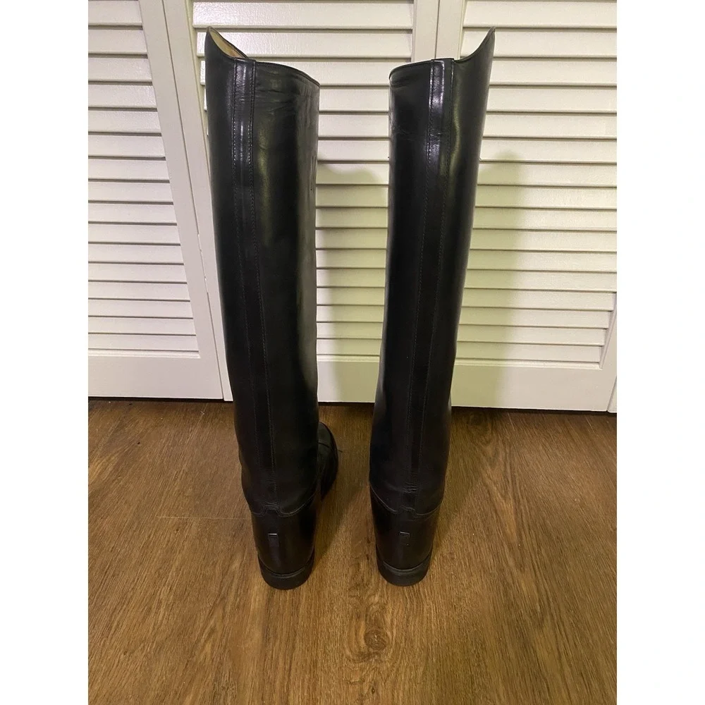 Bond Boot Company offer marked