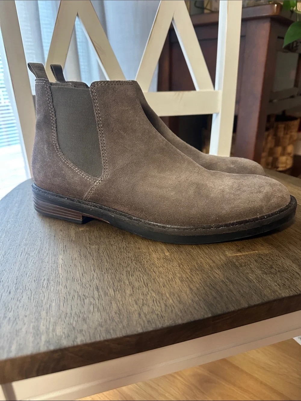 Clarks stylish chukka