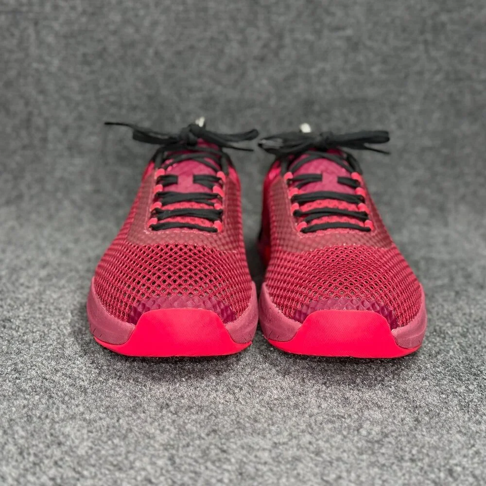 Under Armour help if those