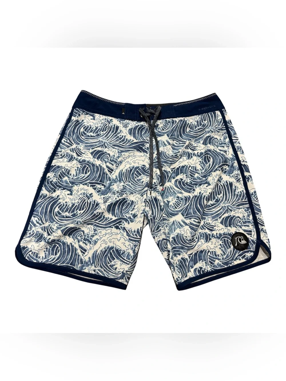 Quiksilver Highline Boarding Shorts Men's Size 32 Navy and White Swimwear Wave