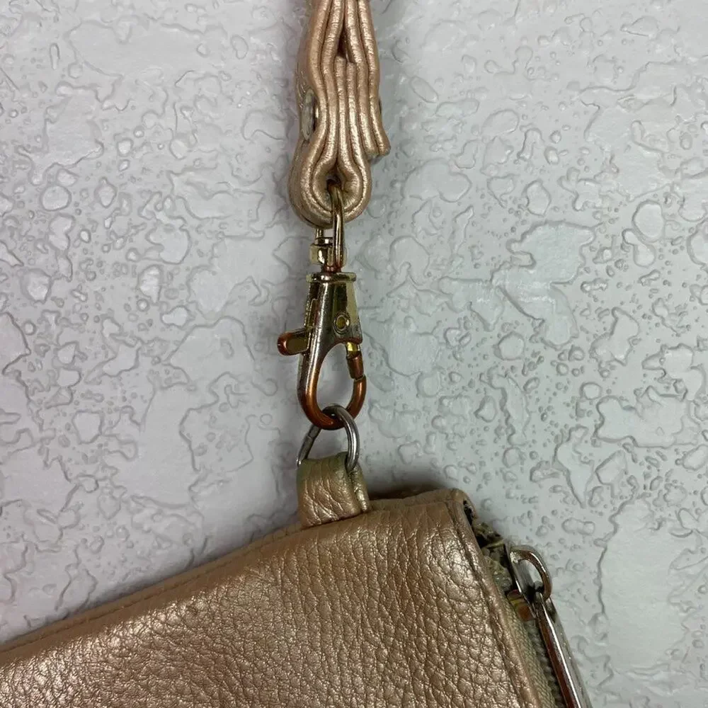 ADRIENNE VITTADINI Gold Zipper Pouch w/Charger